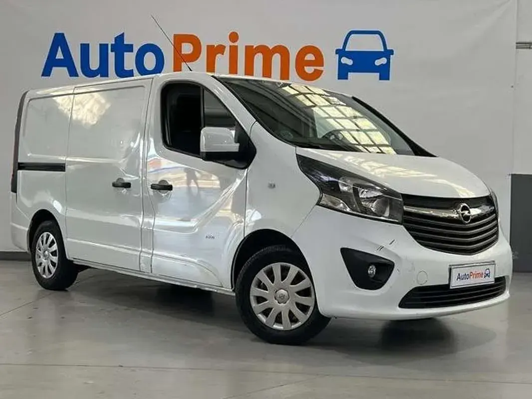 Usado Opel Vivaro Expression 120 CV (88 kW) 2017 Blanco Monovolumen