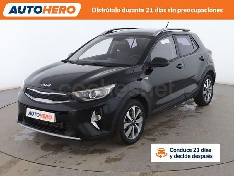 Negro Usado 2022 Kia Stonic SUV | 16.799 € (Un poco caro) - Imagen 1/3