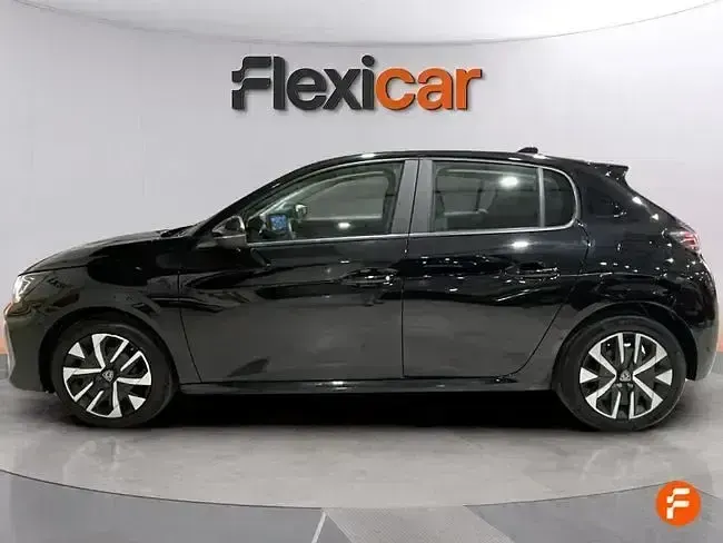 Usado Peugeot 208 Active 100 CV (73 kW) 2024 Negro Utilitario