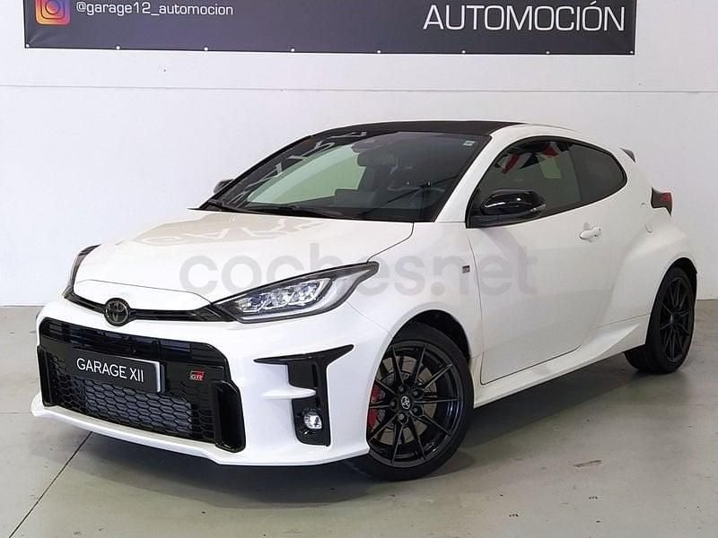 Usado Toyota Yaris 261 CV (191 kW) 2021 Blanco Utilitario