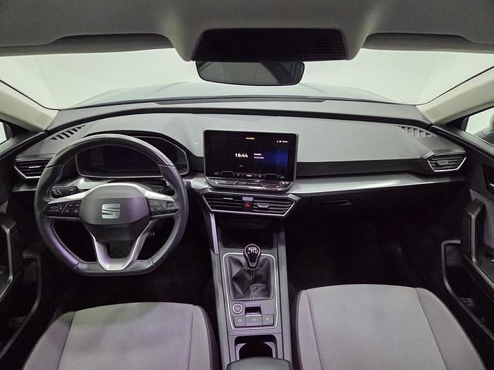 Begagnad Seat Leon Style 116 HK (85 kW) 2025 Blå Sedan