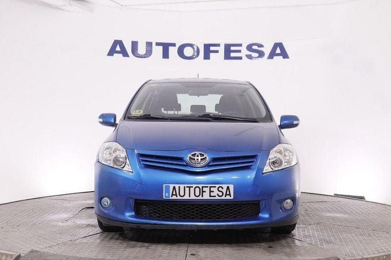 Usado Toyota Auris Active 90 CV (66 kW) 2012 Azul