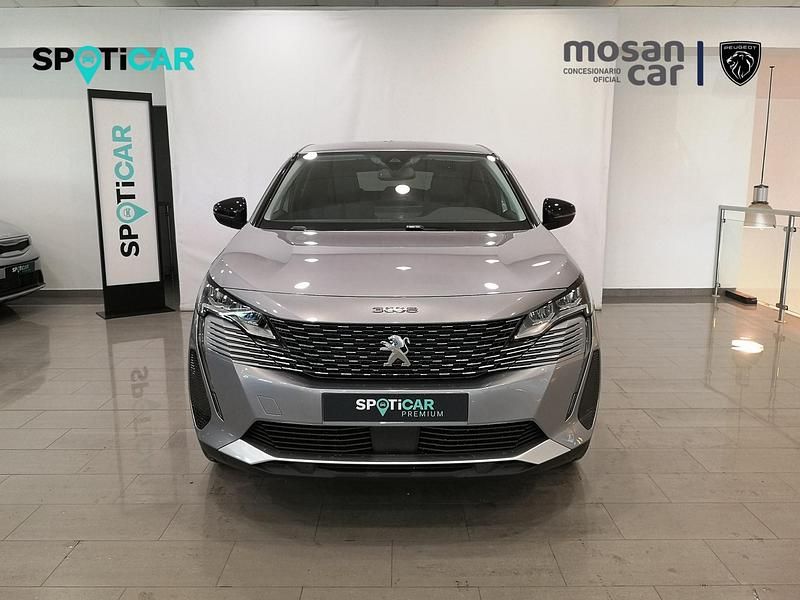 Usado Peugeot 3008 Allure 131 CV (96 kW) 2023 Gris SUV