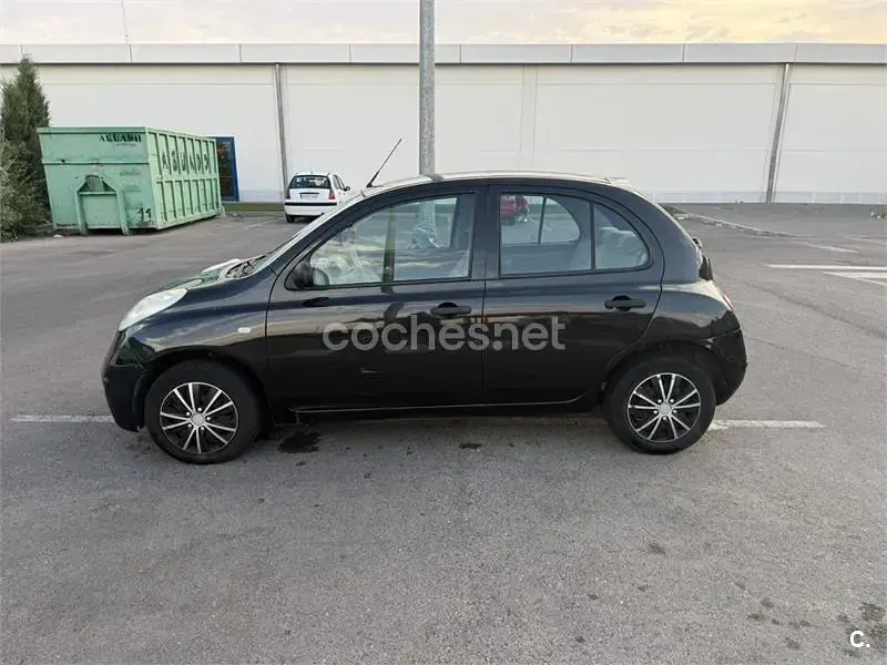 Usado Nissan Micra Acenta 80 CV (58 kW) 2007 Negro Berlina