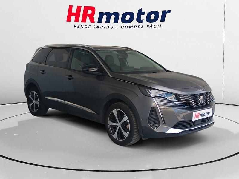 Usado Peugeot 5008 Allure 132 CV (97 kW) 2022 Gris Monovolumen
