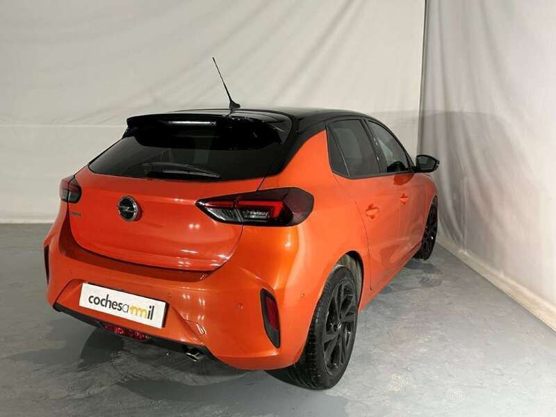 Usado Opel Corsa GS Line 101 CV (74 kW) 2021 Naranja Utilitario