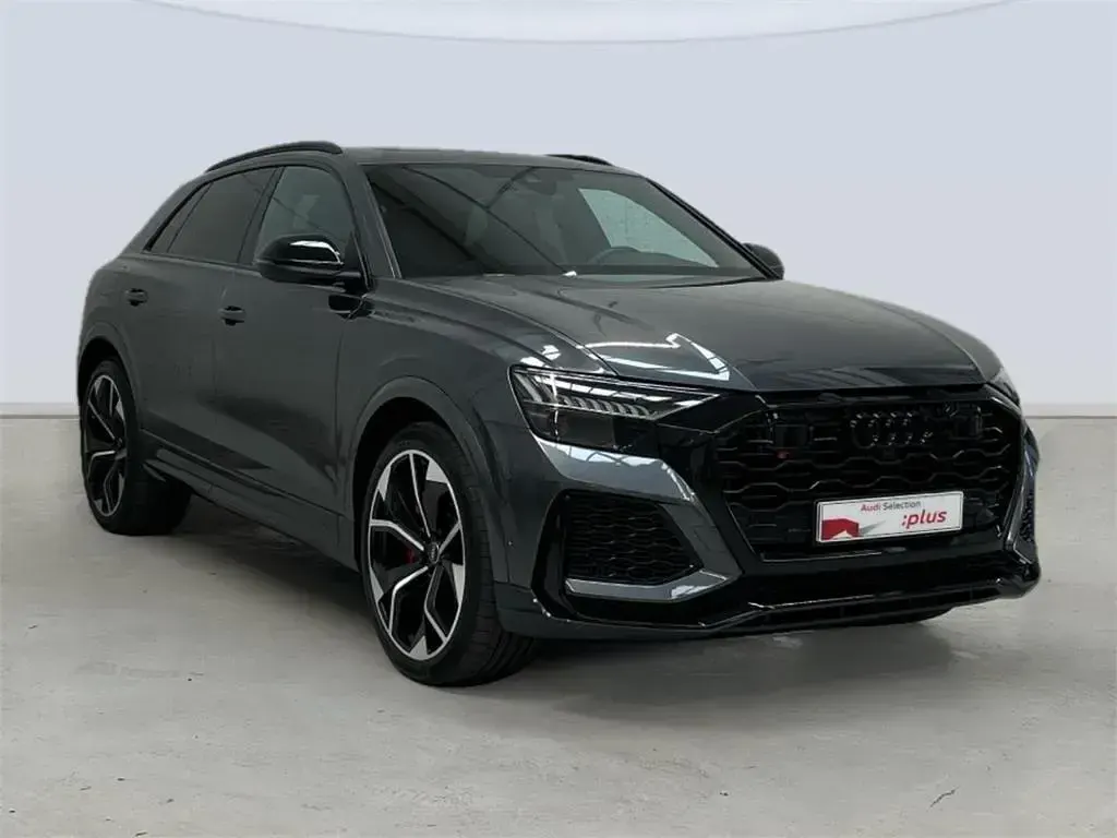 Usado Audi Q8 600 CV (441 kW) 2025 Gris daytona SUV