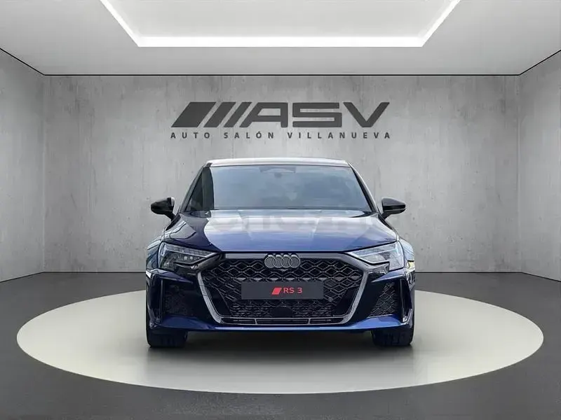 Usado Audi RS3 Sport 400 CV (294 kW) 2025 Azul Berlina