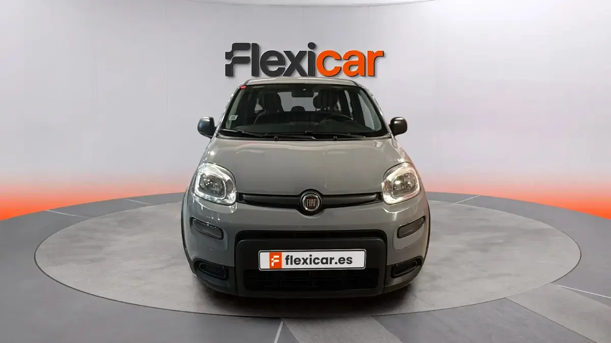 Usado Fiat Panda 71 CV (52 kW) 2023 Gris Utilitario