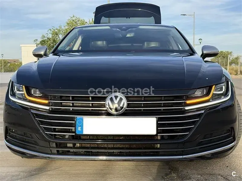 Usado VW Arteon Elegance 150 CV (110 kW) 2020 Negro Berlina