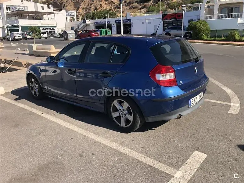 Usado BMW 118 129 CV (94 kW) 2005 Azul Utilitario