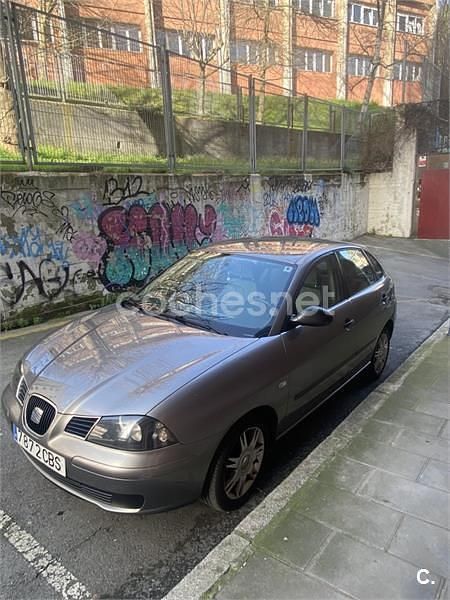 Usado Seat Ibiza Stella 64 CV (47 kW) 2002 Gris / plata Utilitario