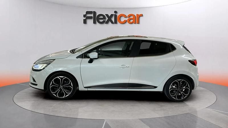 Usado Renault Clio IV 90 CV (66 kW) 2017 Blanco Berlina