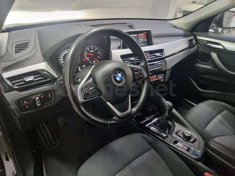 Käytetty BMW X2 150 HP (110 kW) 2021 Musta Katumaasturi