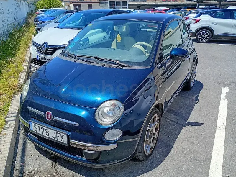 Usado Fiat 500 Lounge 69 CV (50 kW) 2015 Azul Berlina