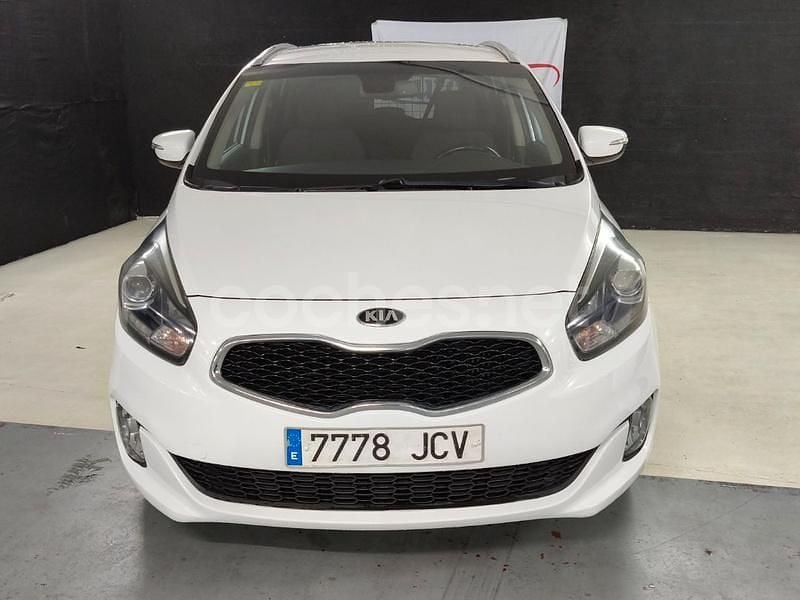 Blanco Usado 2016 Kia Carens Monovolumen | 6900 € (Precio justo) - Imagen 1/4