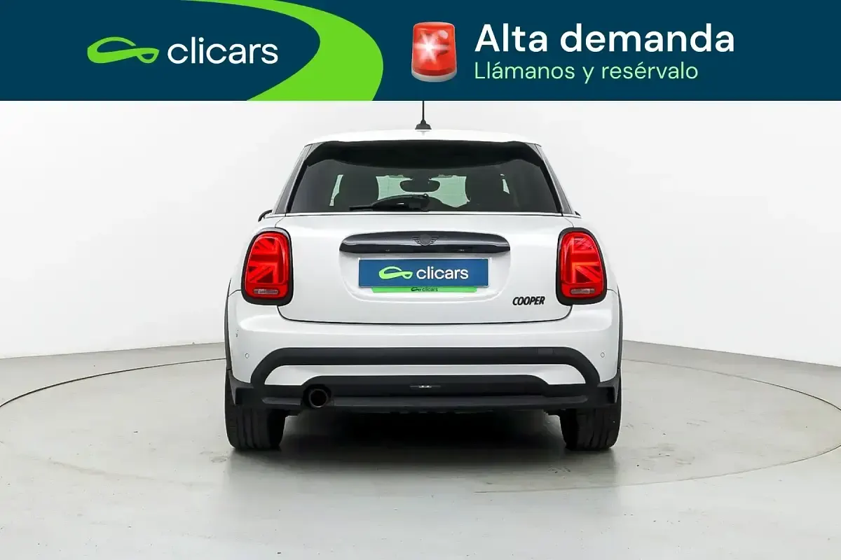 Usado Mini Cooper 136 CV (100 kW) 2021 Blanco Utilitario