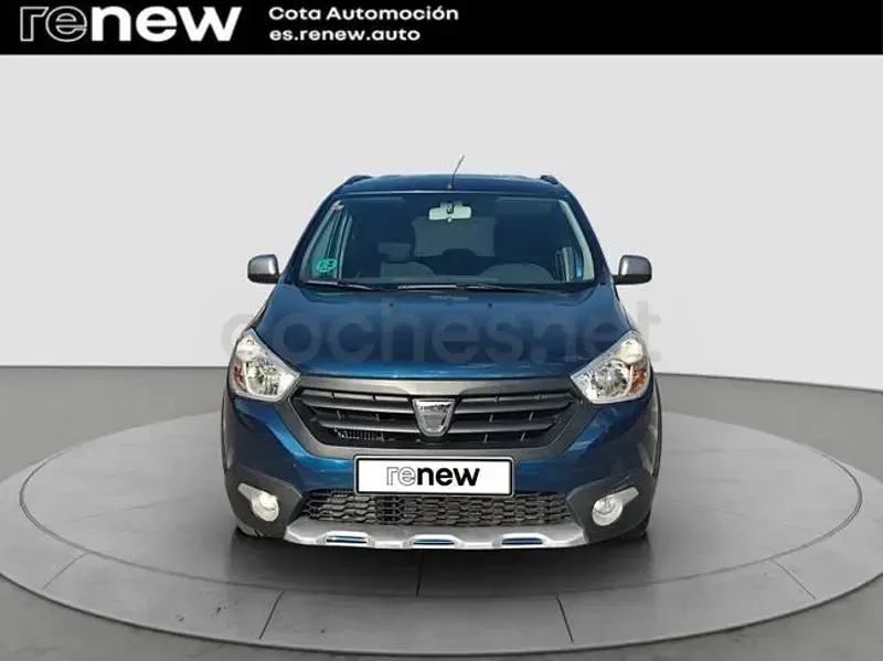 Usado Dacia Lodgy Stepway 107 CV (78 kW) 2017 Azul Monovolumen