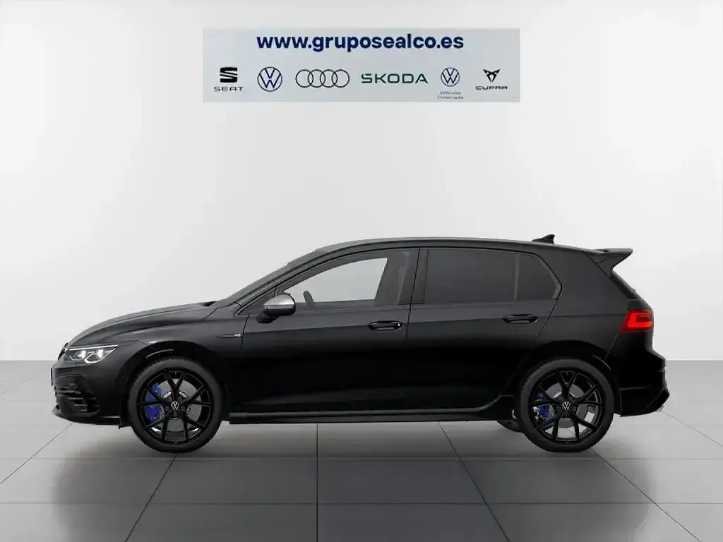 Usado VW Golf VIII R 320 CV (235 kW) 2022 Negro Berlina
