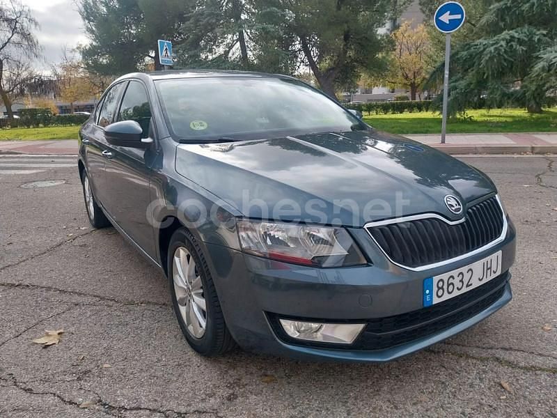 Brugt Skoda Octavia Ambition 105 HK (77 kW) 2015 Grå Sedan