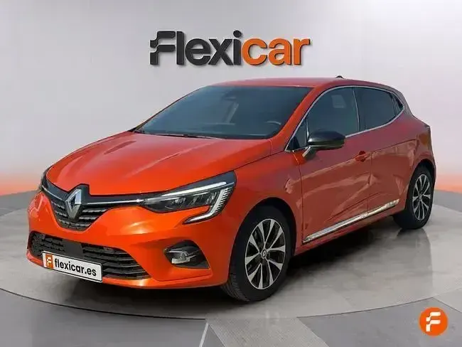 Usado Renault Clio Techno 140 CV (102 kW) 2023 Naranja Utilitario