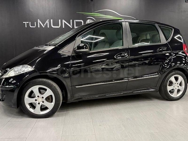 Usado Mercedes A200 Avantgarde 140 CV (102 kW) 2009 Negro Monovolumen