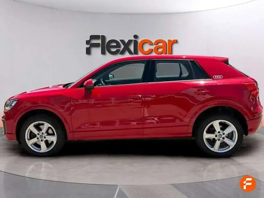 Usado Audi Q2 Design 116 CV (85 kW) 2017 Rojo SUV