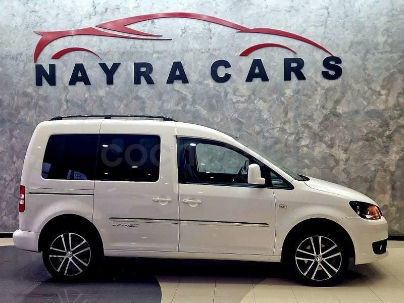 Usado VW Caddy Comfortline 102 CV (75 kW) 2013 Blanco Monovolumen