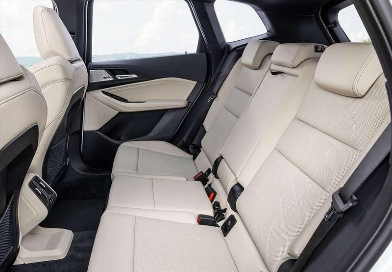 Usado BMW 218 Active Tourer Sport Line 150 CV (110 kW) 2022 Gris Monovolumen