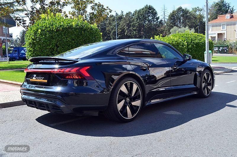 Usado Audi e-tron GT quattro Ambiente 389 kW (530 CV) 2021 Negro Berlina