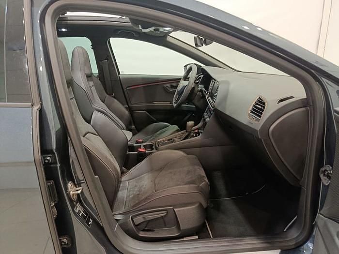 Usado Seat Leon 4Drive 300 CV (220 kW) 2019 Gris Familiar