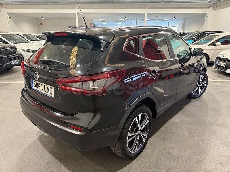 Usado Nissan Qashqai Tekna 115 CV (84 kW) 2018 Negro SUV