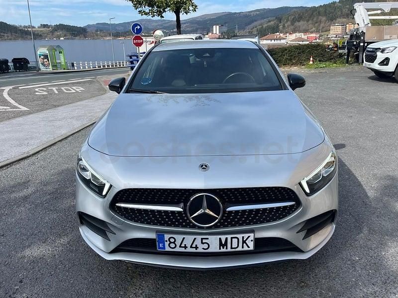 Usado Mercedes A250 218 CV (160 kW) 2023 Gris / plata Berlina