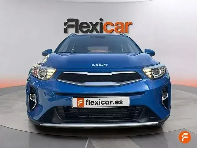 Usado Kia Stonic 79 CV (58 kW) 2025 Azul SUV