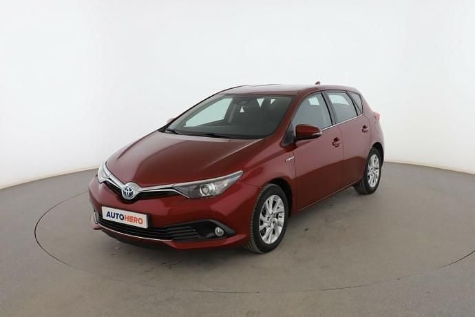 Rojo Usado 2017 Toyota Auris Hybrid Advance Utilitario | 13.799 € (Precio justo) - Imagen 1/3