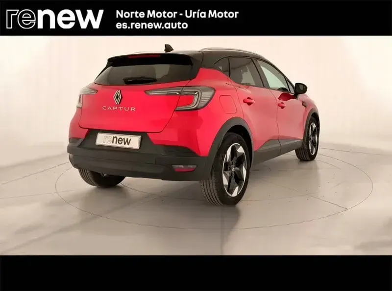 Usado Renault Captur Techno 100 CV (73 kW) 2025 Rojo SUV
