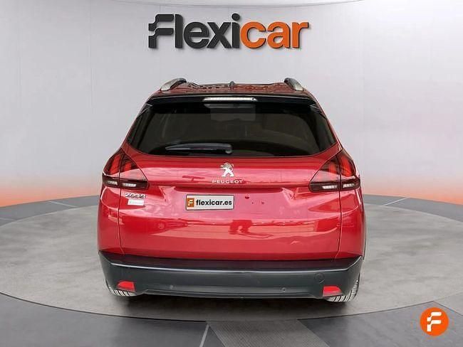 Usado Peugeot 2008 Signature Sky 130 CV (95 kW) 2019 Rojo SUV