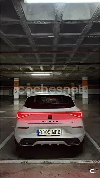 Usado Cupra Leon 150 CV (110 kW) 2024 Blanco Berlina