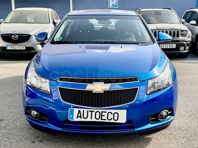 Usado Chevrolet Cruze LS 124 CV (91 kW) 2012 Azul Berlina