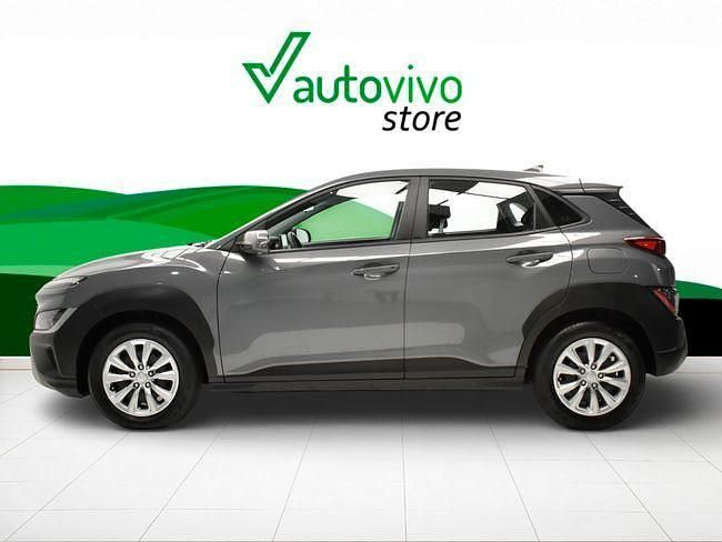 Usado Hyundai Kona 120 CV (88 kW) 2022 Gris SUV