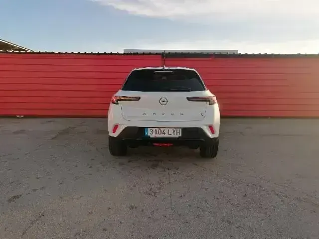 Usado Opel Mokka-e GS Line 100 kW (136 HP) 2022 Branco SUV