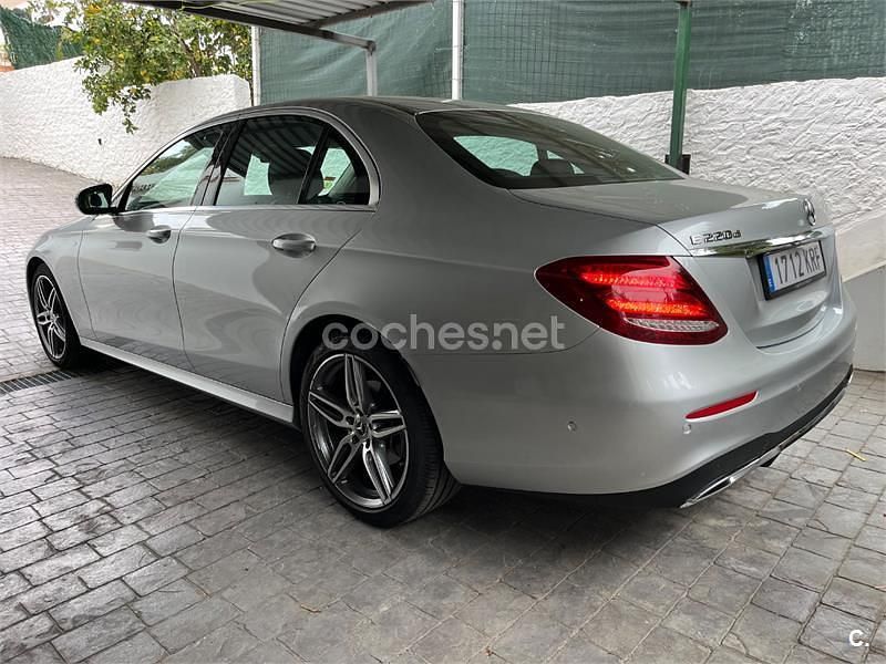 Usado Mercedes E220 194 CV (142 kW) 2018 Gris / plata Berlina