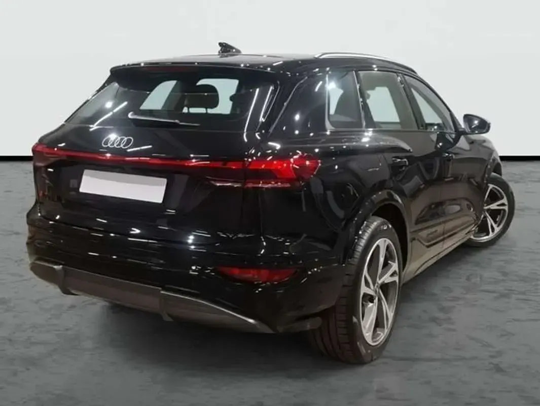 Usado Audi A6 e-tron S-Line 284 kW (387 CV) 2026 Negro Berlina