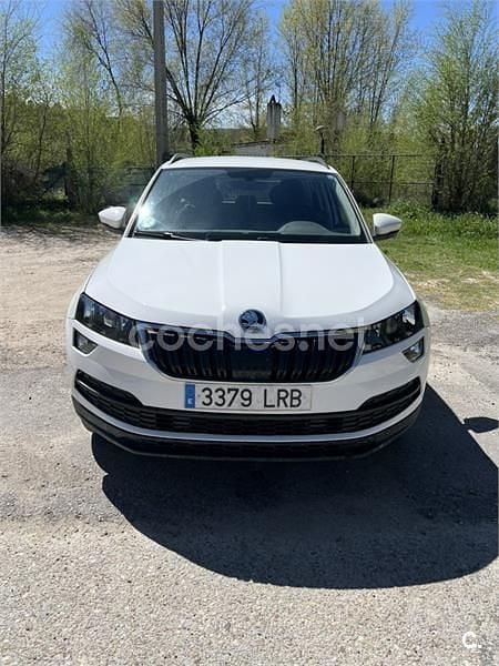 Usado Skoda Karoq Ambition 150 CV (110 kW) 2021 Blanco SUV