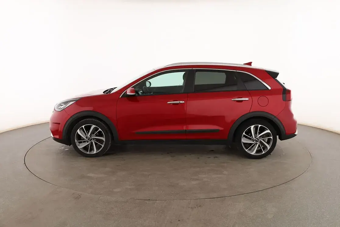 Usado Kia Niro 141 CV (103 kW) 2019 Rojo SUV