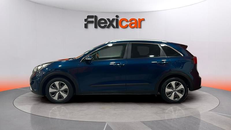 Usado Kia Niro 141 HP (103 kW) 2017 Azul SUV
