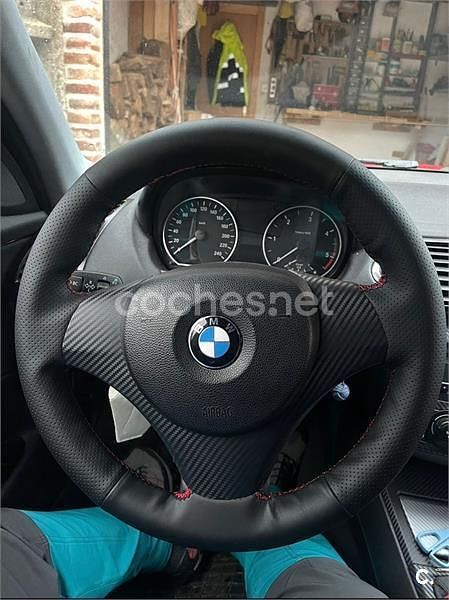Rojo Usado 2007 BMW 118 Utilitario | 5600 € (Precio justo) - Imagen 1/2