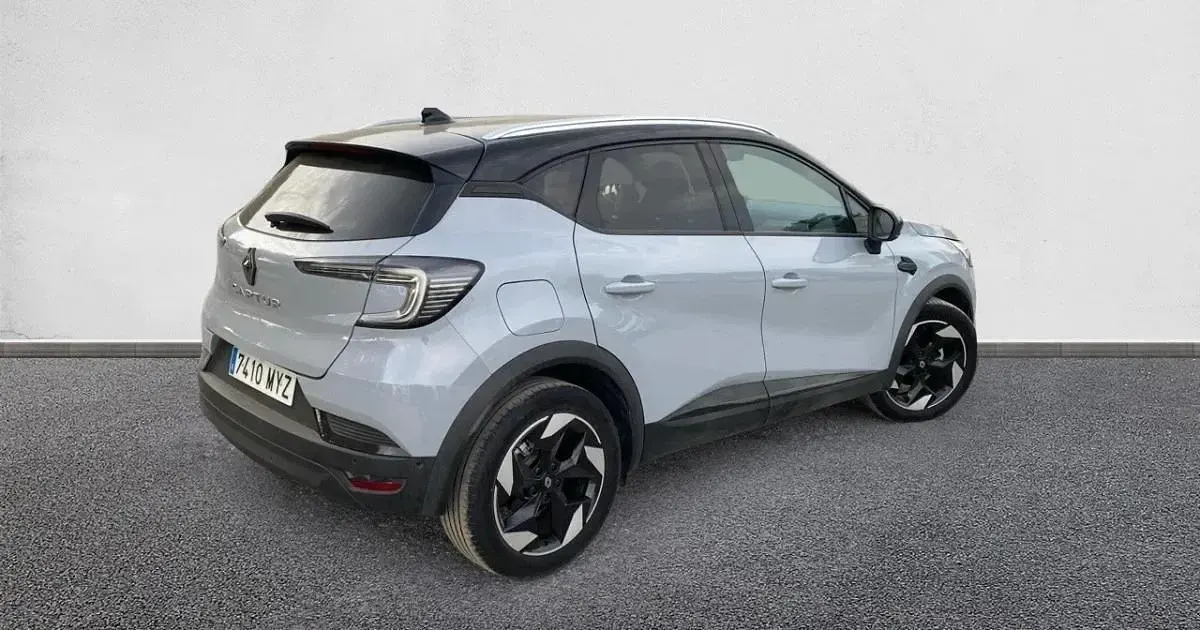 Usado Renault Captur Techno 100 CV (73 kW) 2025 SUV