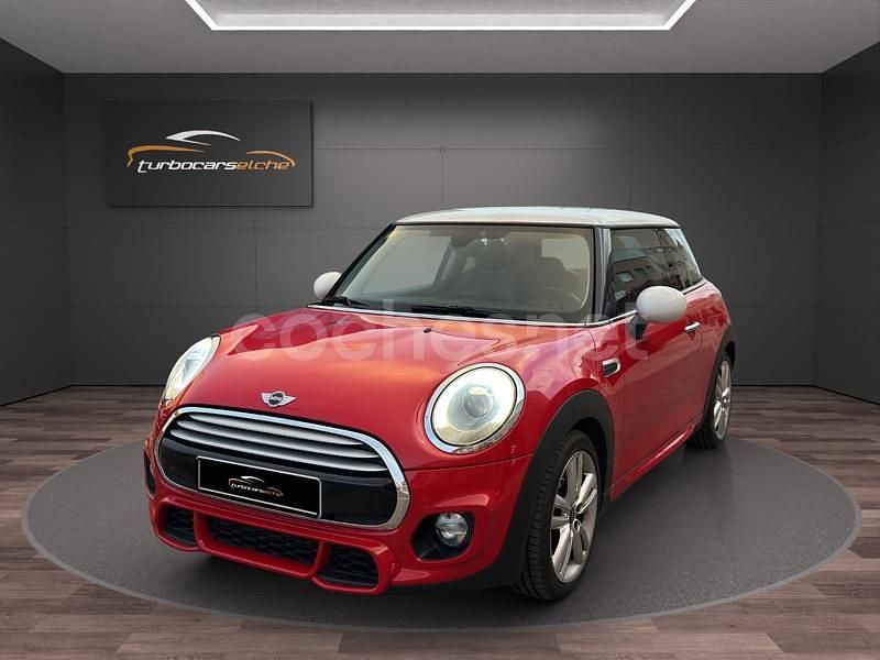 Usado Mini Cooper D 116 CV (85 kW) 2015 Rojo Utilitario
