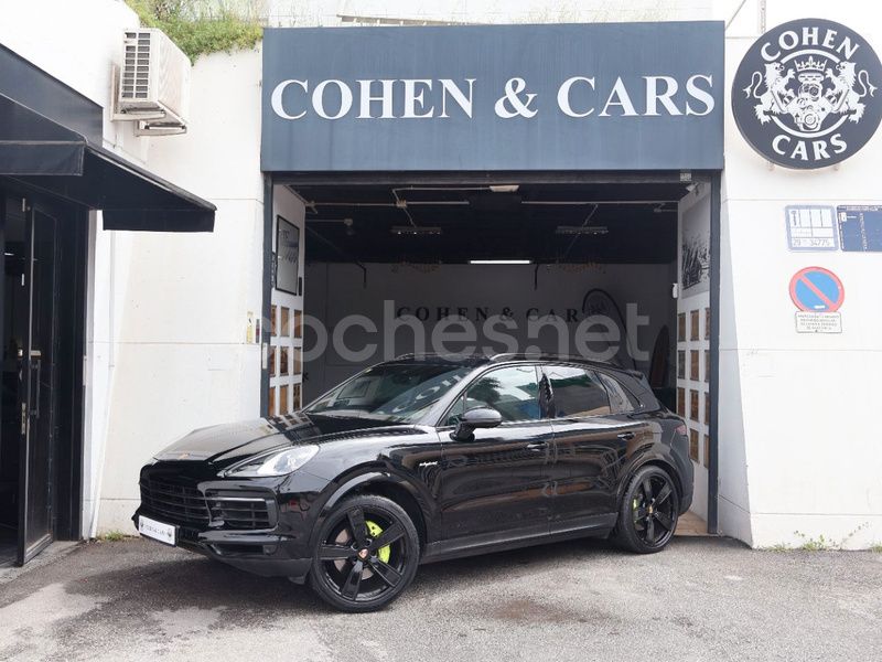 Negro Usado 2020 Porsche Cayenne SUV | 76.900 € (Un poco caro) - Imagen 1/4